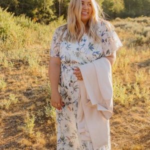 - -Cameo dia and co dress for spring 3x cottage core